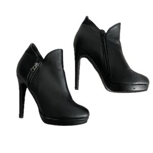 Madden Girl HAALEE Size 9